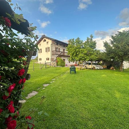 Casa Giovannella Feltre Luaran gambar